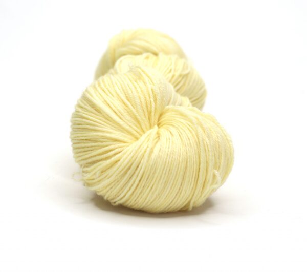 463-1 duckling yellow, pale