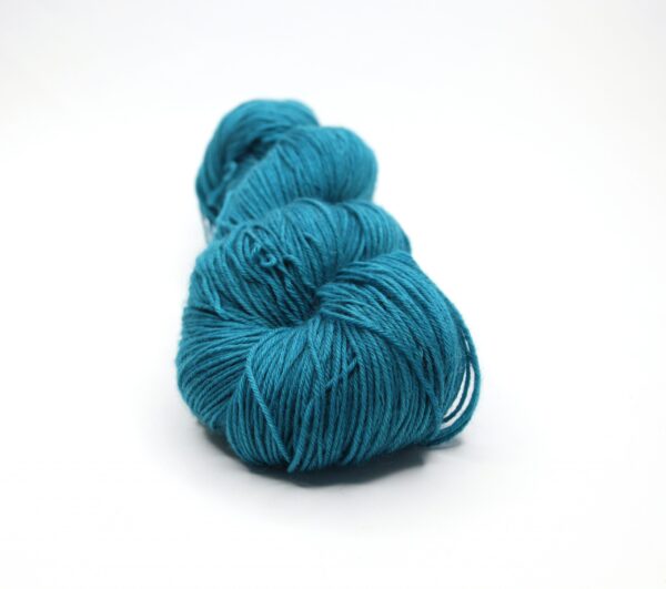 503 greyish caribbean blue