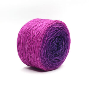 SNEK - hand dyed gradient yarn - merino wool - 311 Boróka