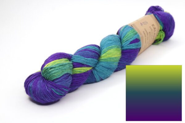 KALANG2 - hand dyed gradient yarn - pure silk - 324 LOLA