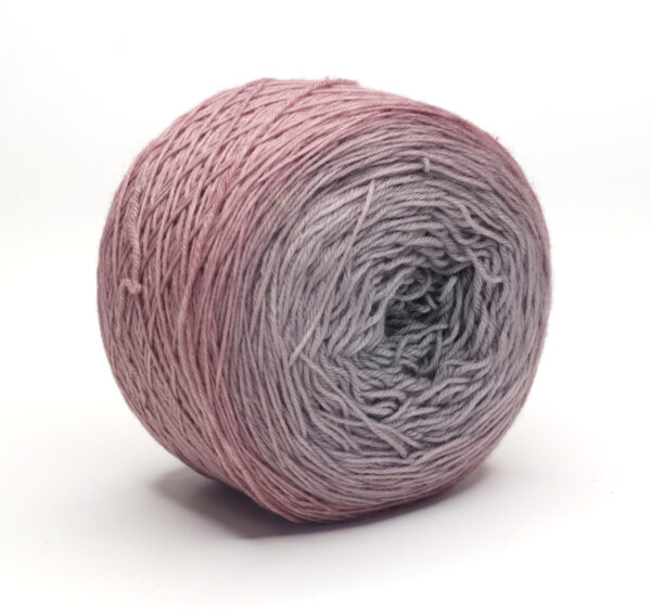 LOLI - hand dyed gradient yarn - 150g/750m - merino wool - 328 ENIKŐ