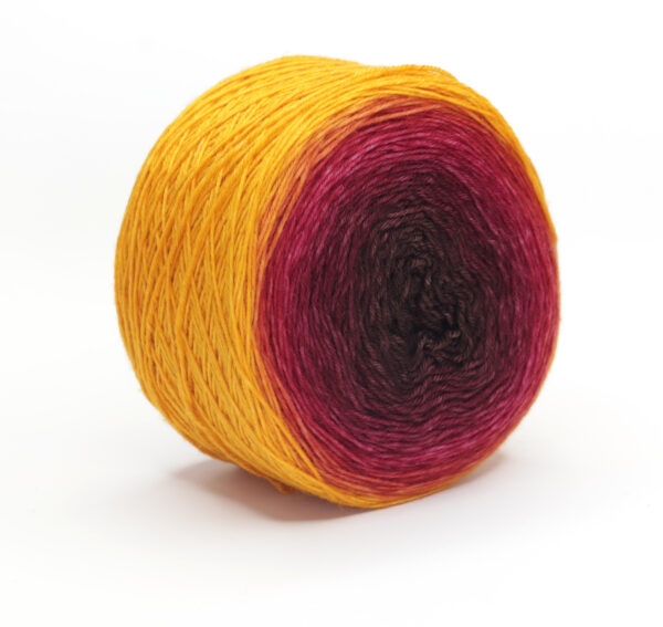 LOLI - hand dyed gradient yarn - 150g/750m - merino wool - 332 DORKA