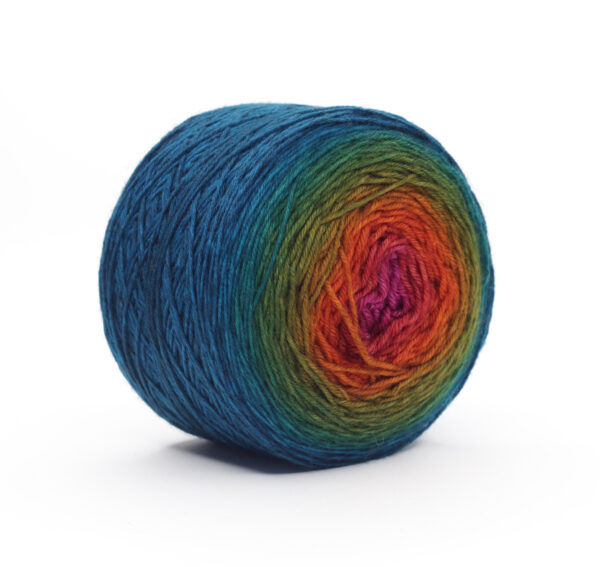 326 PATRÍCIA - hand dyed gradient yarn