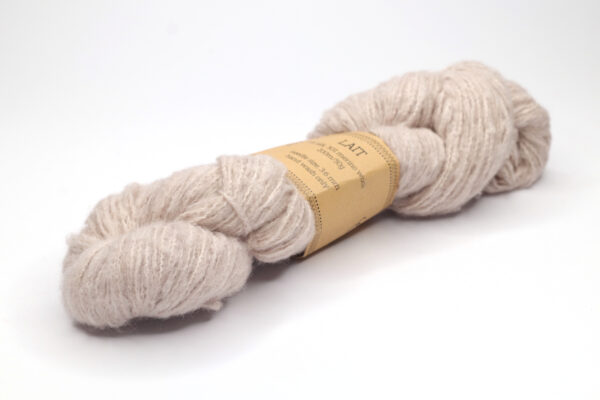 LAIT - hand dyed yarn - silk with brushed merino - 462-1 beige
