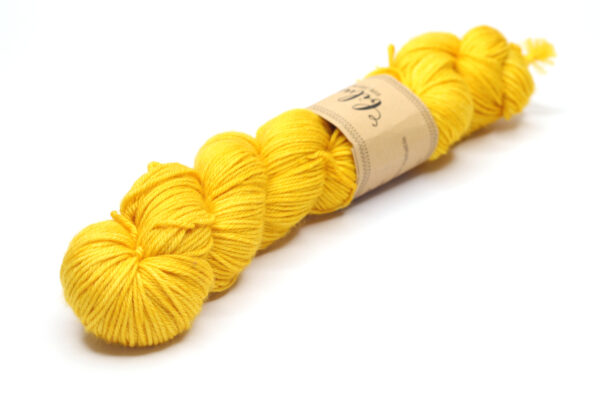 TUPTUP - hand dyed yarn - merino - 463-3 yellow