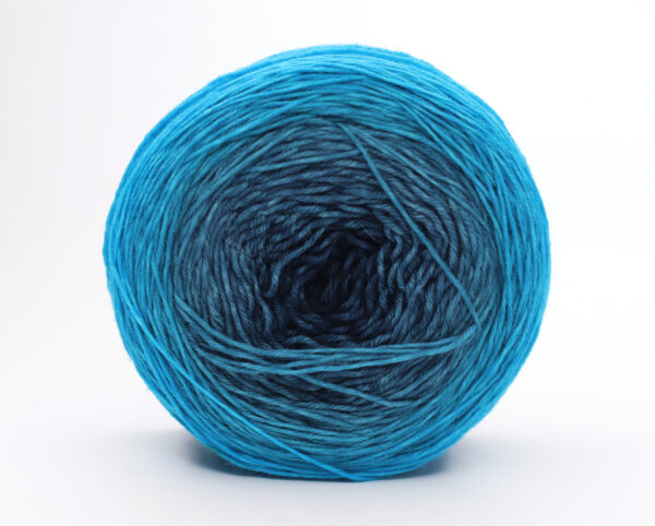 LOLI - hand dyed gradient yarn - 150g/750m - merino wool - 163 Péter - Image 2