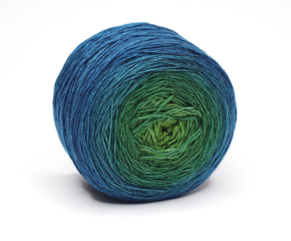 LOLI - hand dyed gradient yarn - 150g/750m - merino wool - 331 Sebi