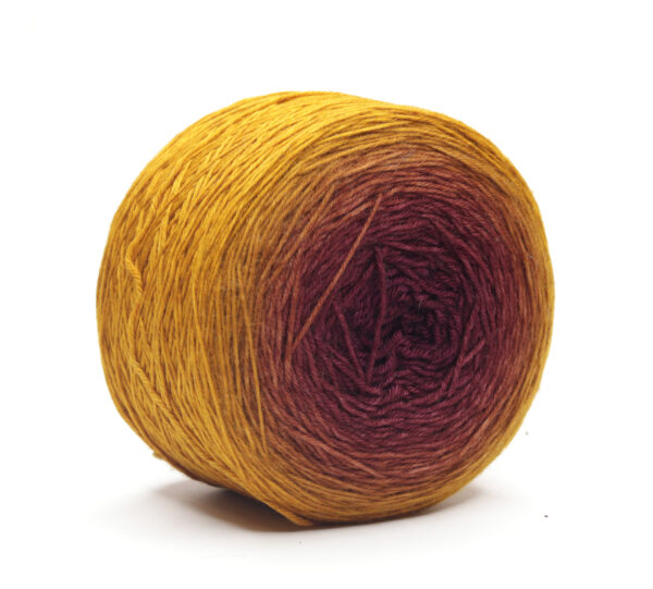LOLI - hand dyed gradient yarn - 150g/750m - merino wool - 16 Dóra