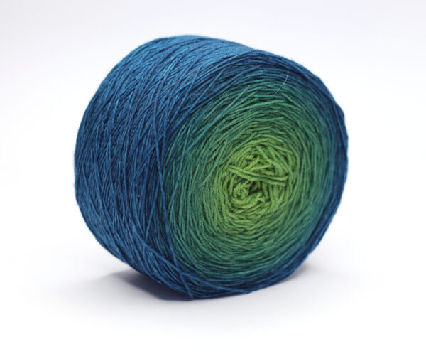 LOLI - hand dyed gradient yarn - 200g ball - merino wool - 331 Sebi - Image 2