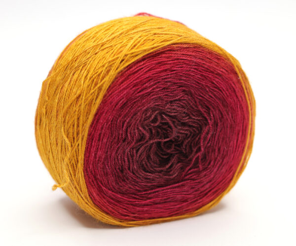 PATO - hand dyed gradient yarn - 200g ball - silk and baby camel - 332 Dorka