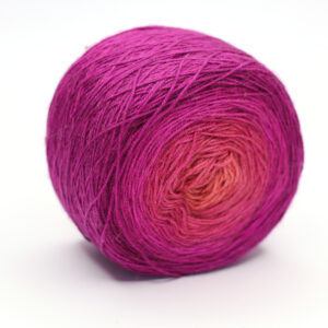 PATO - hand dyed gradient yarn - silk and baby camel - 333 Mira