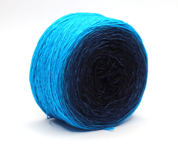 SNEK - hand dyed gradient yarn - 200g ball - merino wool - 163 Péter