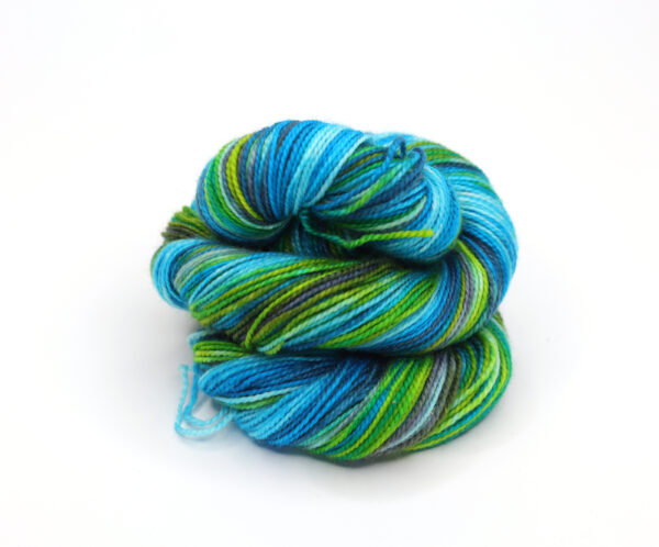 SNEK - hand dyed repeat gradient yarn - 50g - merino wool - H05 Ocean Breeze