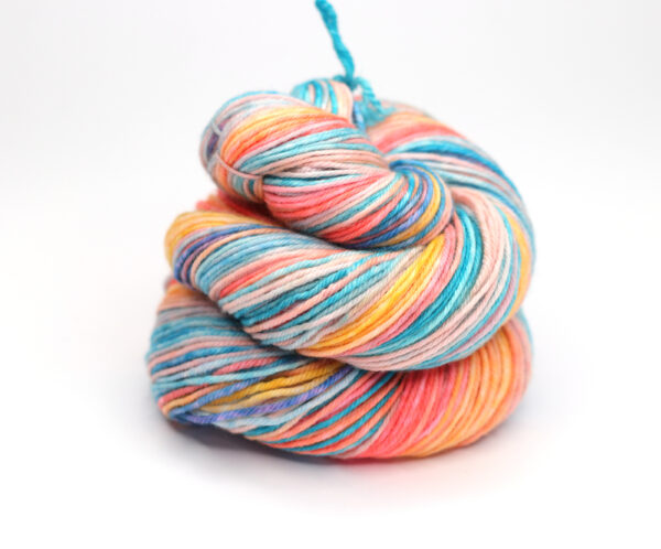 TUPTUP - hand dyed yarn - merino "repeat gradient" - H18 Summer Cocktail