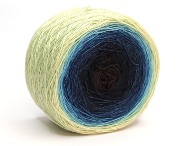 BATAPLAI - hand dyed gradient yarn 200g - merino/silk/cashmere - 251 Borisz - Image 2