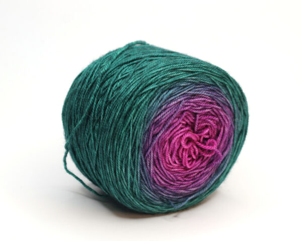 BATAPLAI - hand dyed gradient yarn 100g - merino/silk/cashmere - OOAK 241006