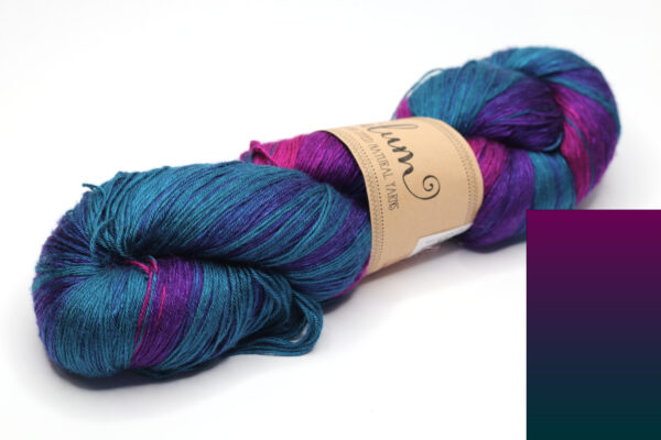KALANG2 - hand dyed yarn - 200g ball - mulberry silk - 28 Csilla