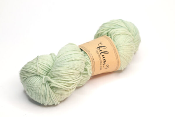 LOLI - hand dyed semisolid yarn - 100g - merino wool - 450-1 light sage