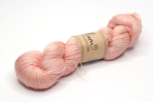 MALEO - hand dyed yarn - merino/silk - 441-2 peach