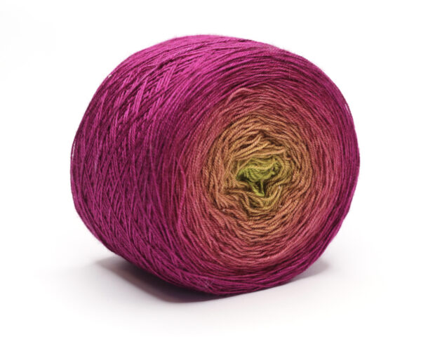 PATO - hand dyed gradient yarn - 200g ball - silk and baby camel - 123 Luca