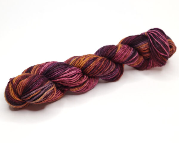 ROKROK - hand dyed multiple gradient yarn - 60g - merino wool - H17 Golden Grapes