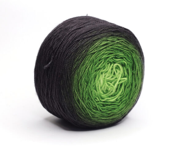 SNEK - hand dyed gradient yarn - 200g ball - merino wool - 09 Leó