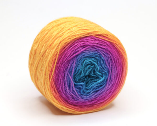 SNEK - hand dyed gradient yarn - merino wool - 337 Bianka - Image 2