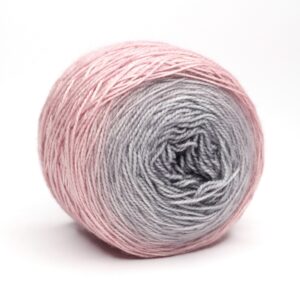SNEK - hand dyed gradient yarn - merino wool - 328 Enikő