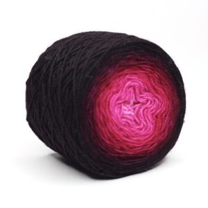 SNEK - hand dyed gradient yarn - merino wool - 32 Marika