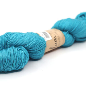 SNEK - hand dyed semisolid yarn - 100g - merino wool - 518 blue