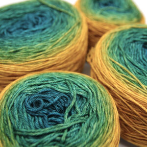 SNOWPINE sweater kit colorway 15 Illés - yarn only!