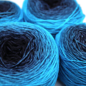 SNOWPINE sweater kit colorway 163 Péter - yarn only!