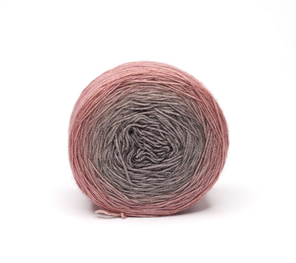 PATO - hand dyed gradient yarn - silk and baby camel - 328 Enikő - Image 2